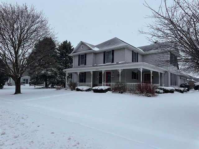 1401 Carrie Avenue, Rochelle, IL 61068 — exterior view