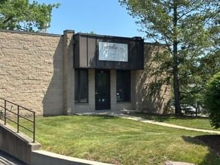 22290 N Hillview Drive #4A, Lake Barrington, IL 60010 — exterior view