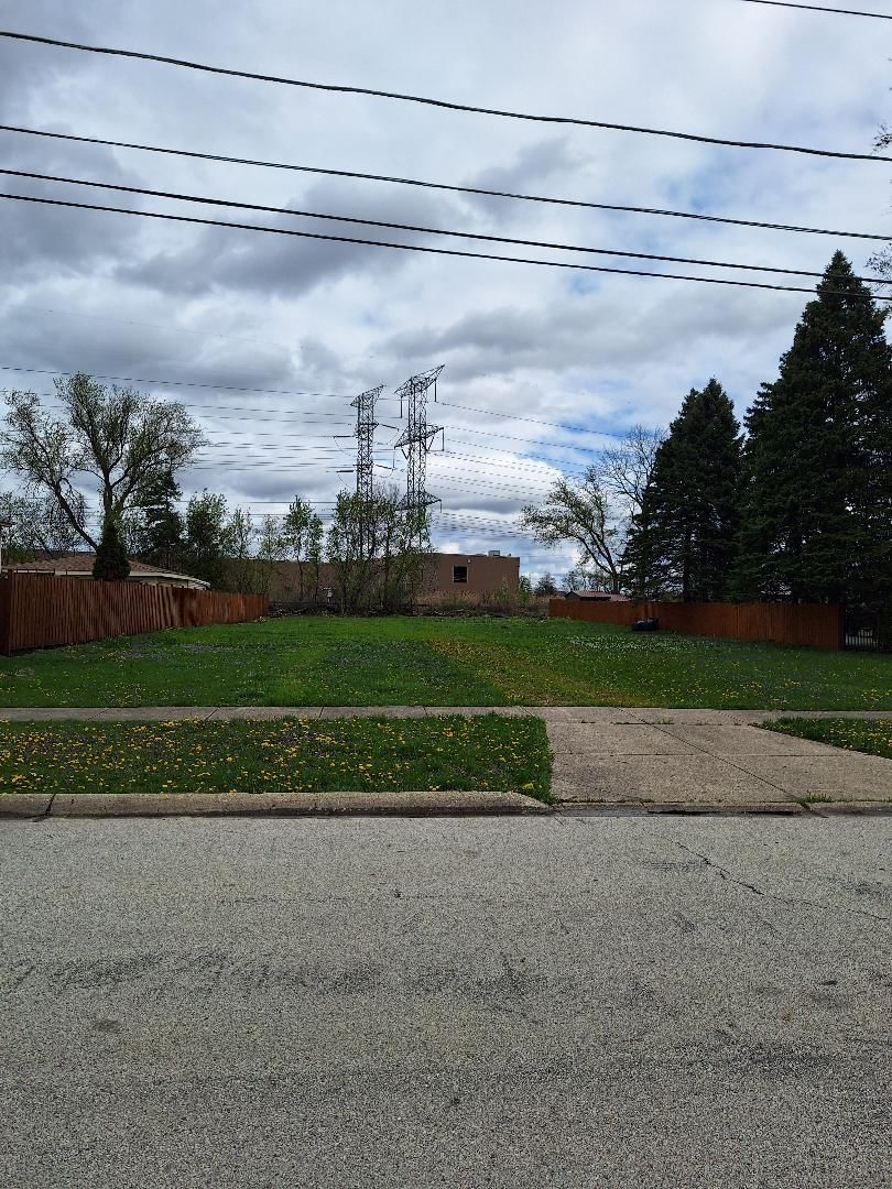 890 North Avenue, Des Plaines, IL 60016 — all view