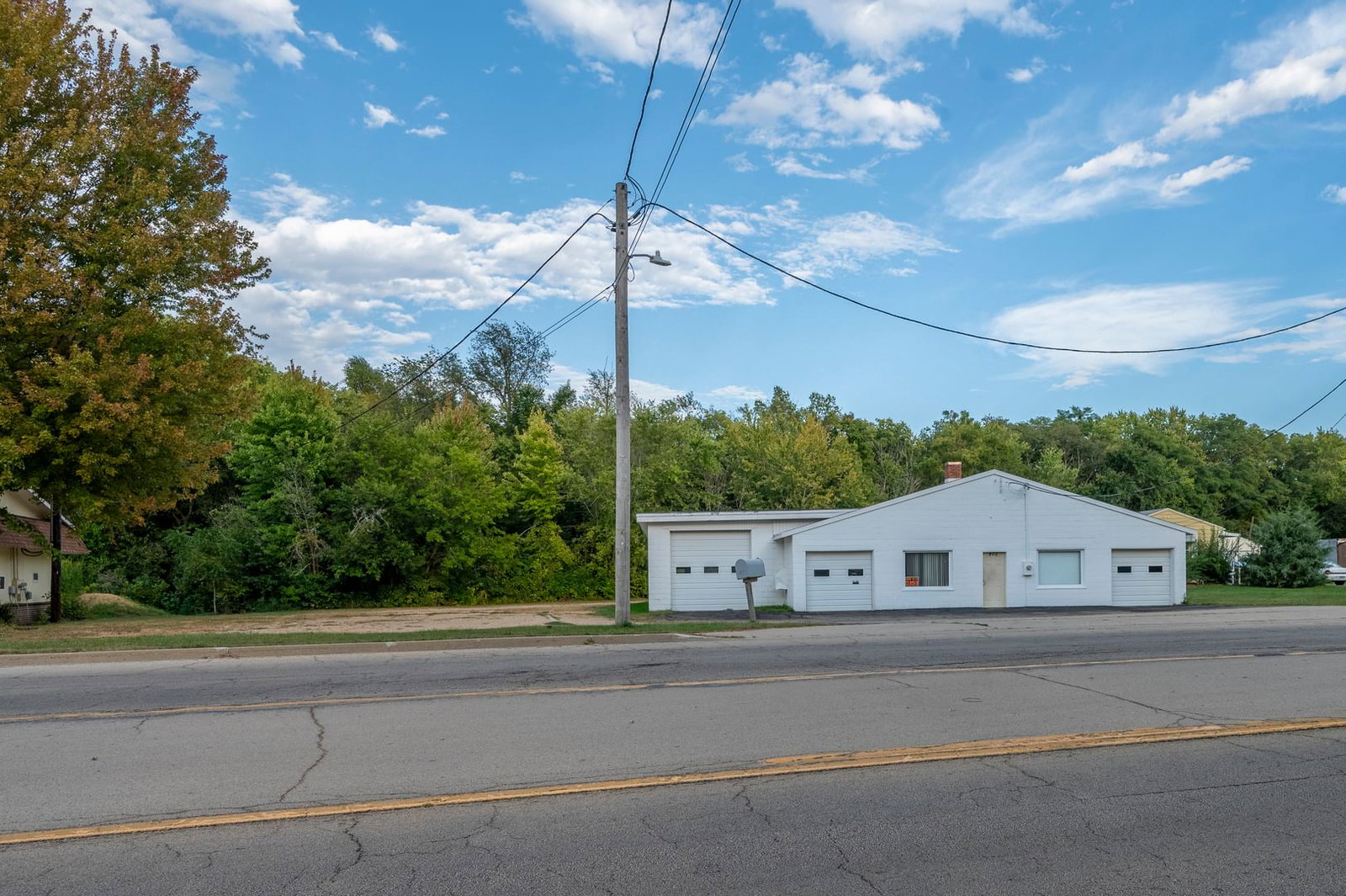 402 E Il Route 64 , Mount Morris, IL 61054 — exterior view