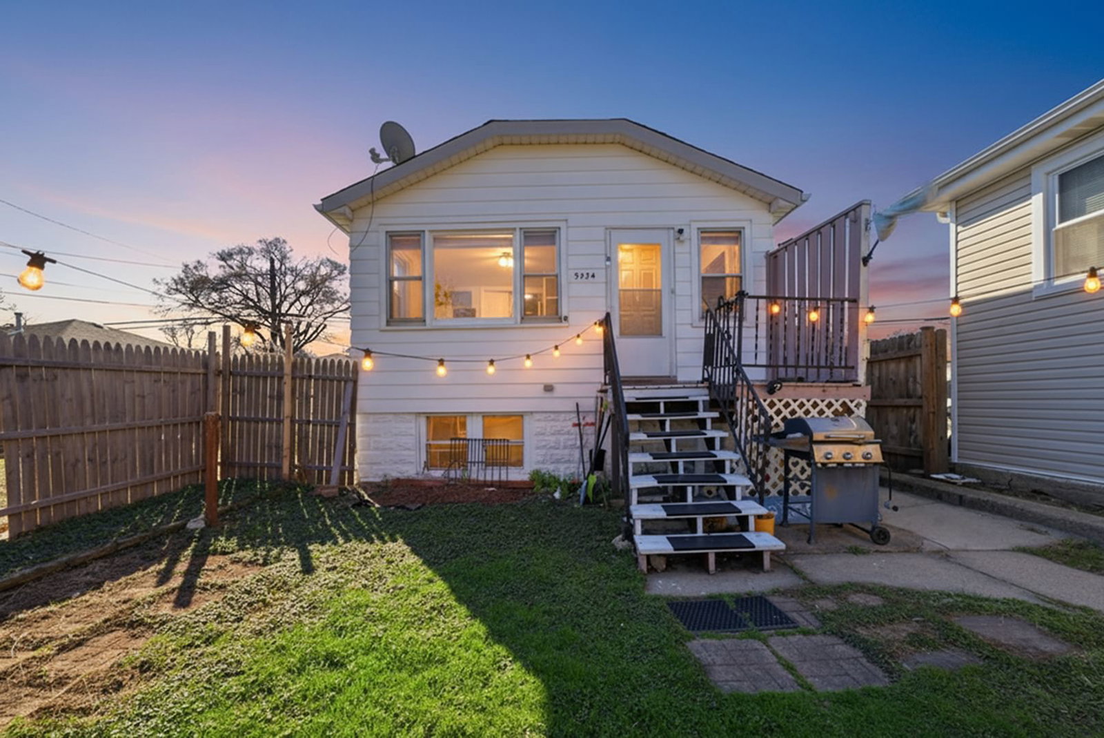 3524 N OZARK Avenue, Chicago, IL 60634 — exterior view