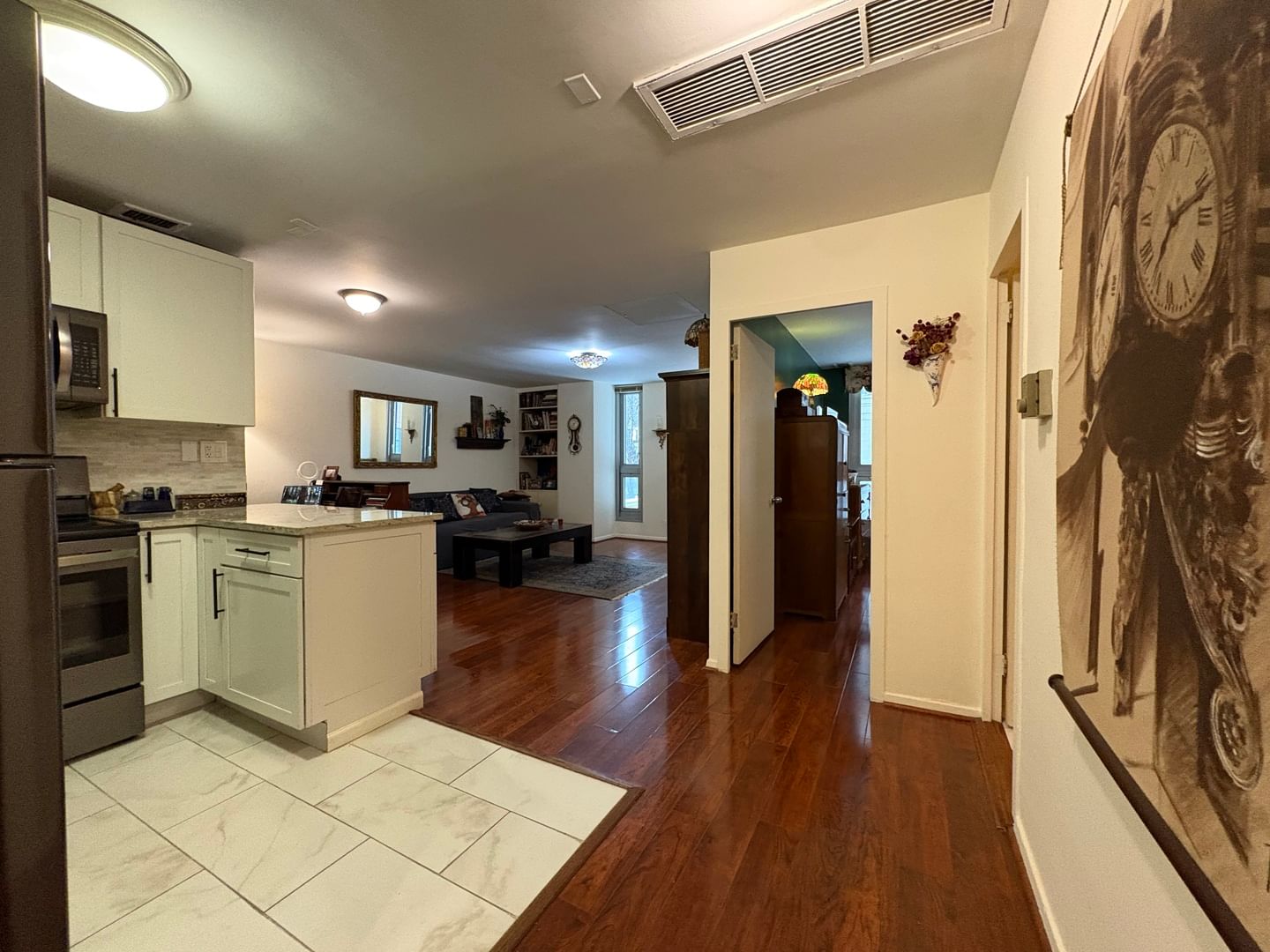 21 W Goethe Street #2A, Chicago, IL 60610 — exterior view