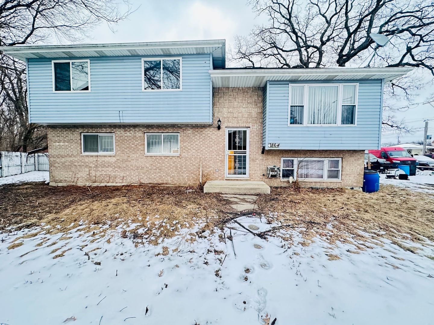 1864 Michigan City Road, Calumet City, IL 60409 — exterior view
