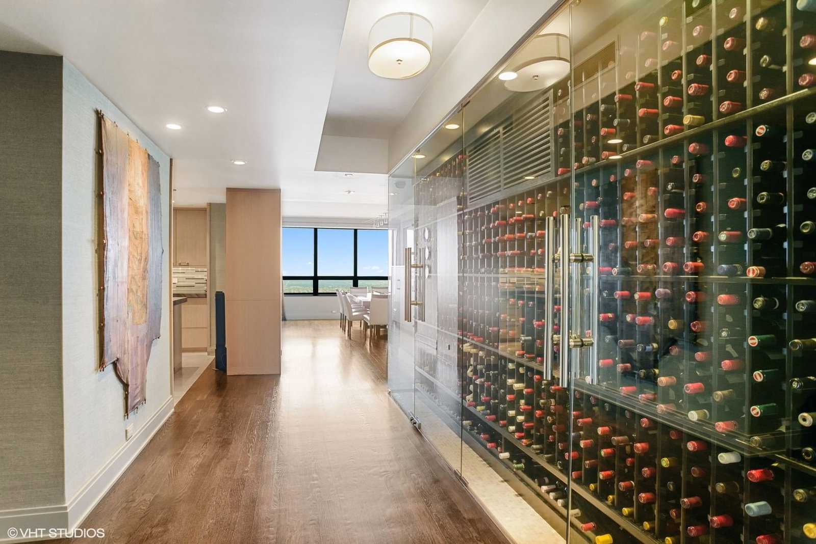 180 E Pearson Street #6401, Chicago, IL 60611 — exterior view