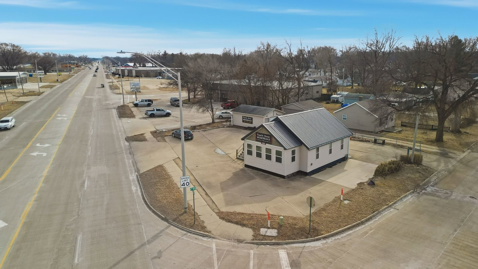 603 W Rock Falls Road, Rock Falls, IL 61071 — exterior view