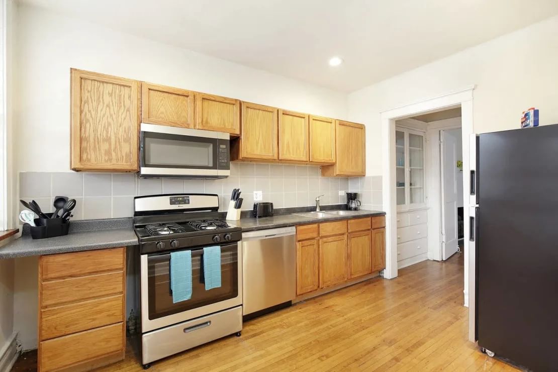 5124 S University Avenue, Chicago, IL 60615 — exterior view