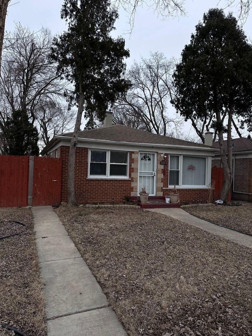 15013 Western Avenue, Harvey, IL 60426 — exterior view