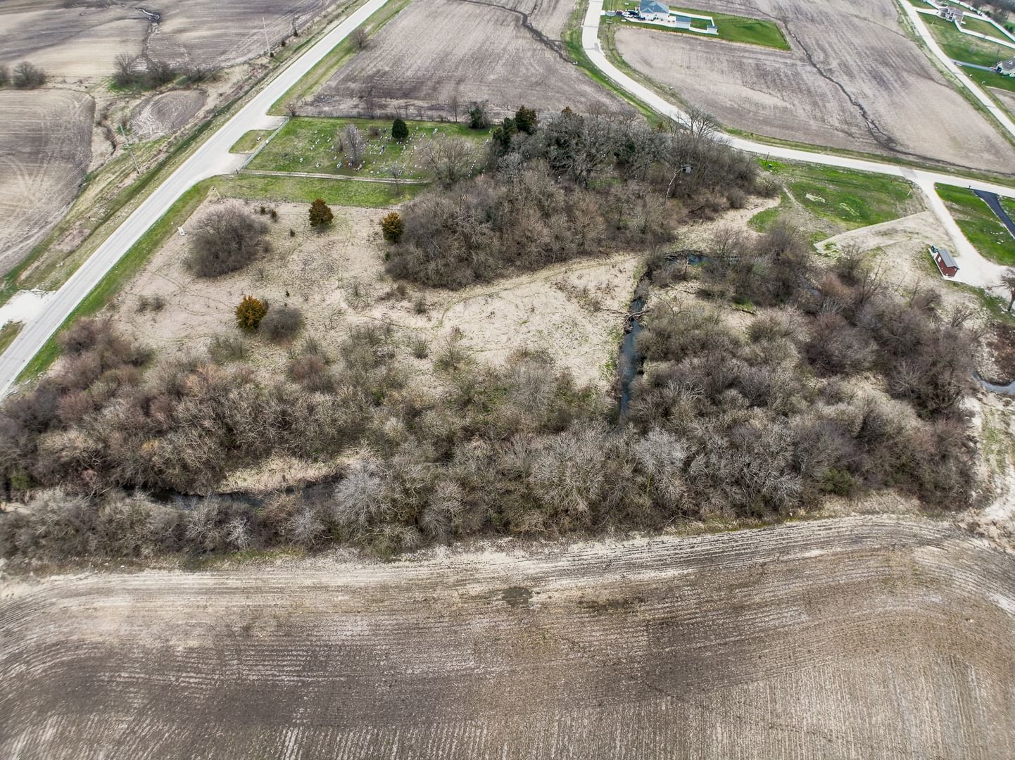 02950 E 24th Road, Marseilles, IL 61341 — exterior view