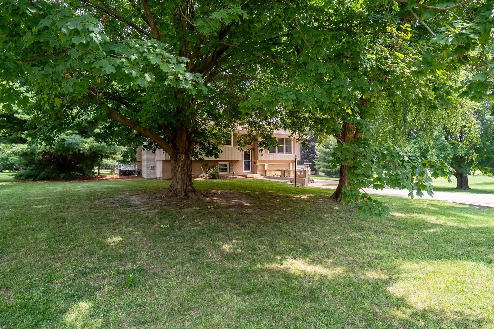 18864 Pioneer Street, Bloomington, IL 61705 — exterior view