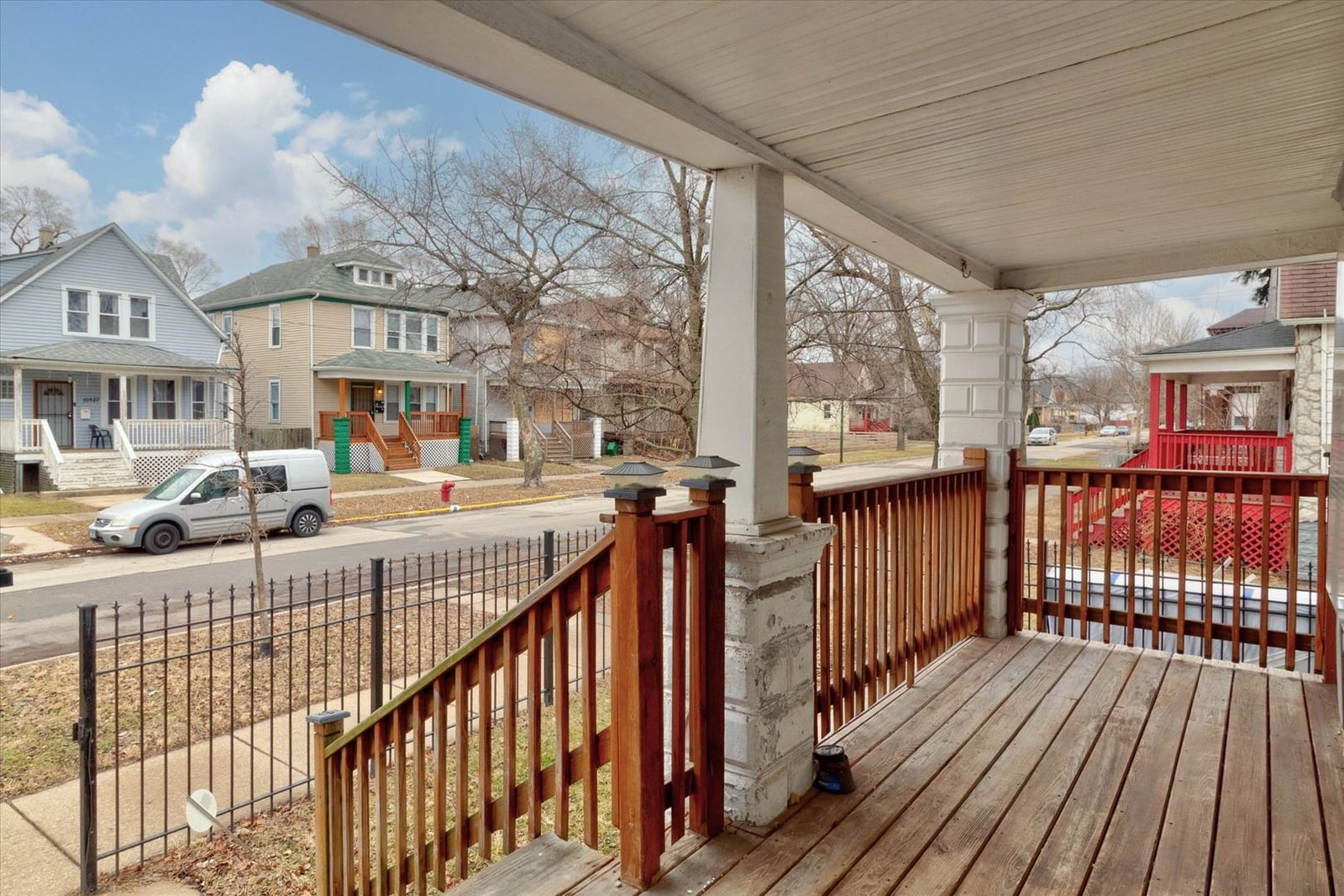 10524 S LaSalle Street, Chicago, IL 60628 — exterior view