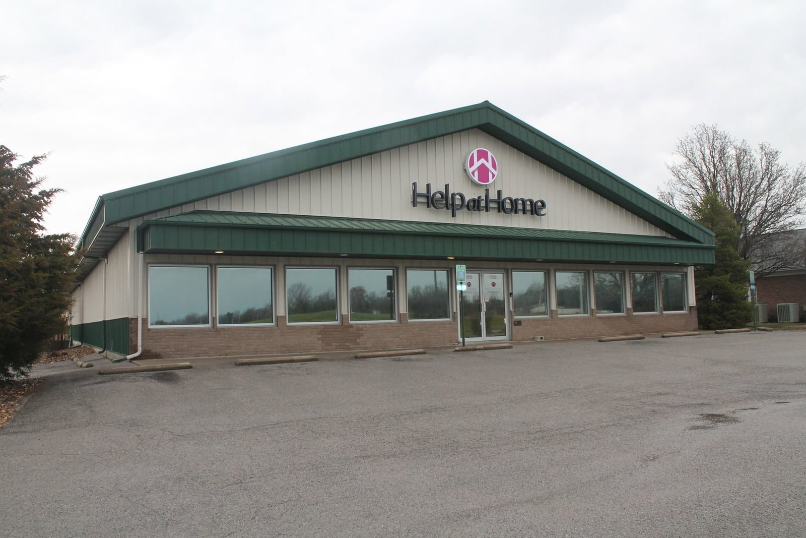 1350 E Mall Drive, Carbondale, IL 62901 — all view