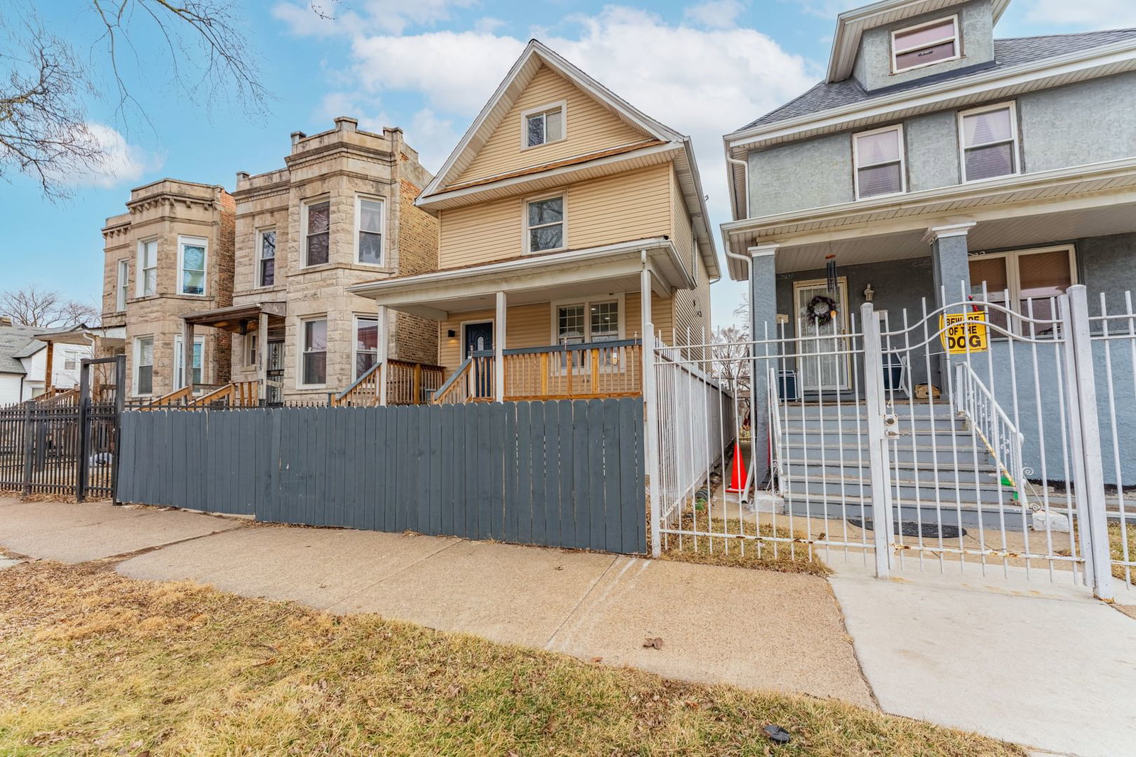 611 N Long Avenue, Chicago, IL 60644 — exterior view