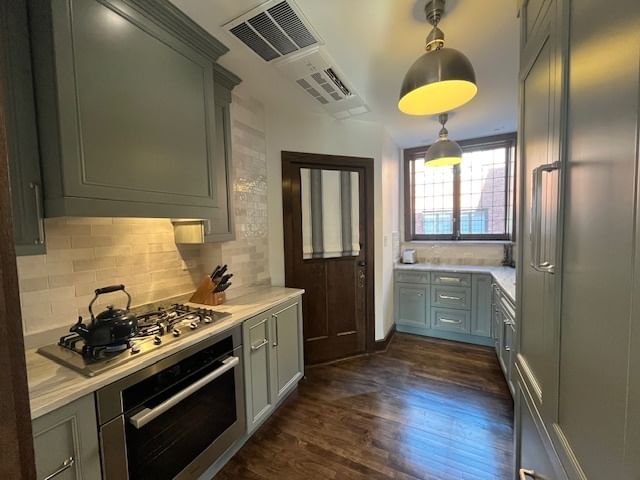 1372 E 57th Street #2, Chicago, IL 60637 — living view