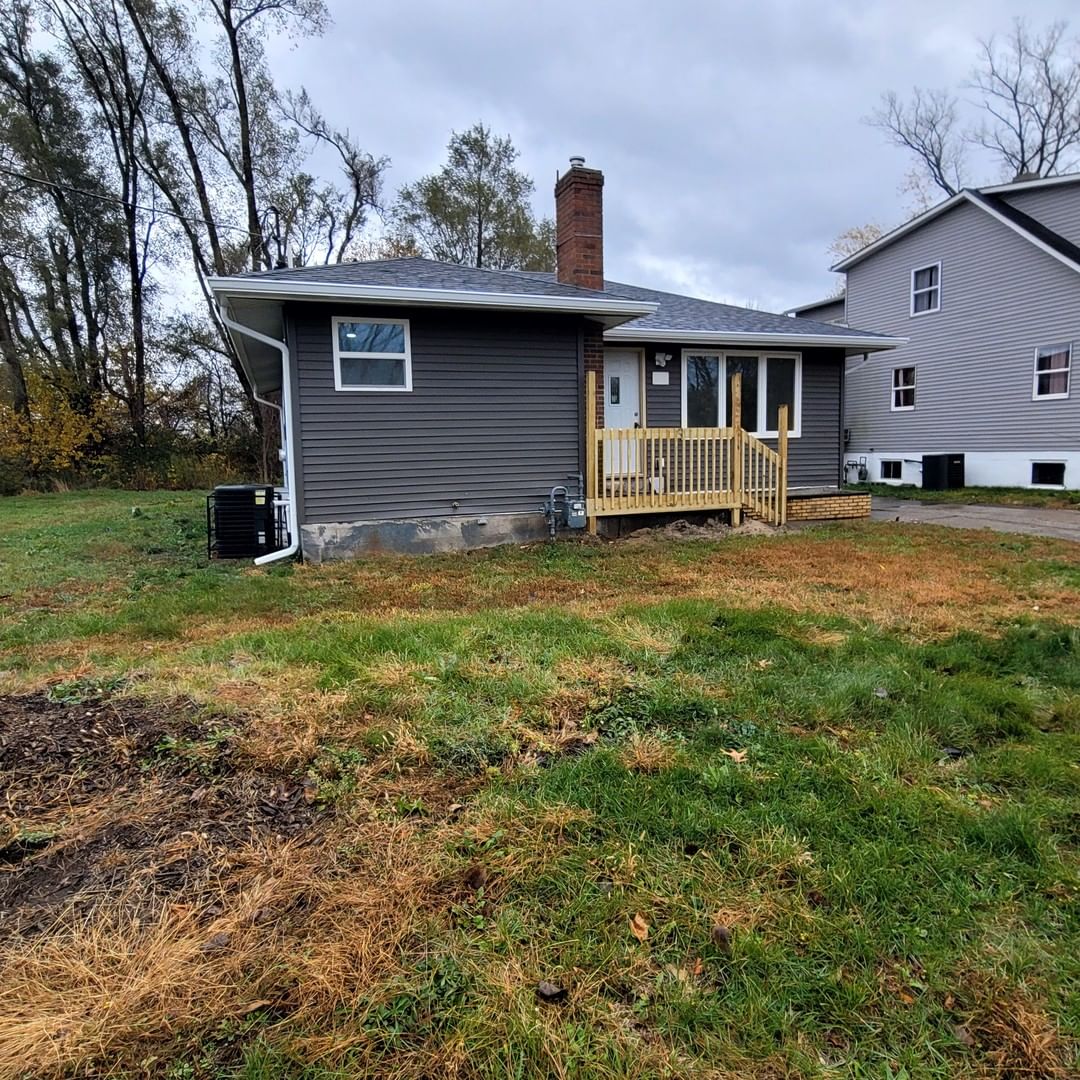 1125 Dallas Street, Gary, IN 46406 — exterior view