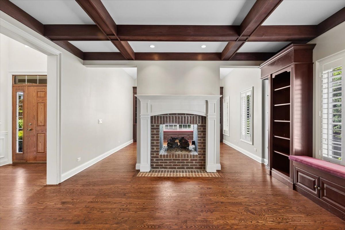 1546 Bobolink Circle, Woodstock, IL 60098 — kitchen view