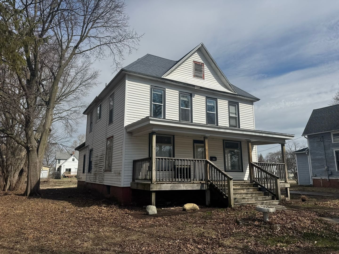 245 E Orleans Street, Paxton, IL 60957 — exterior view