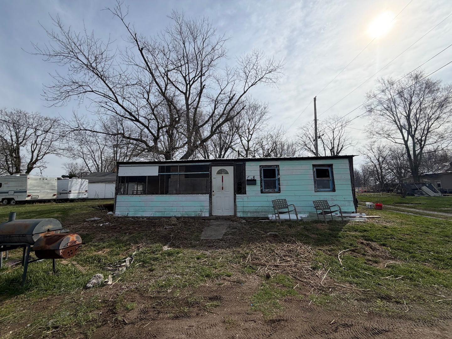 538 N Austin Street, Paris, IL 61944 — exterior view