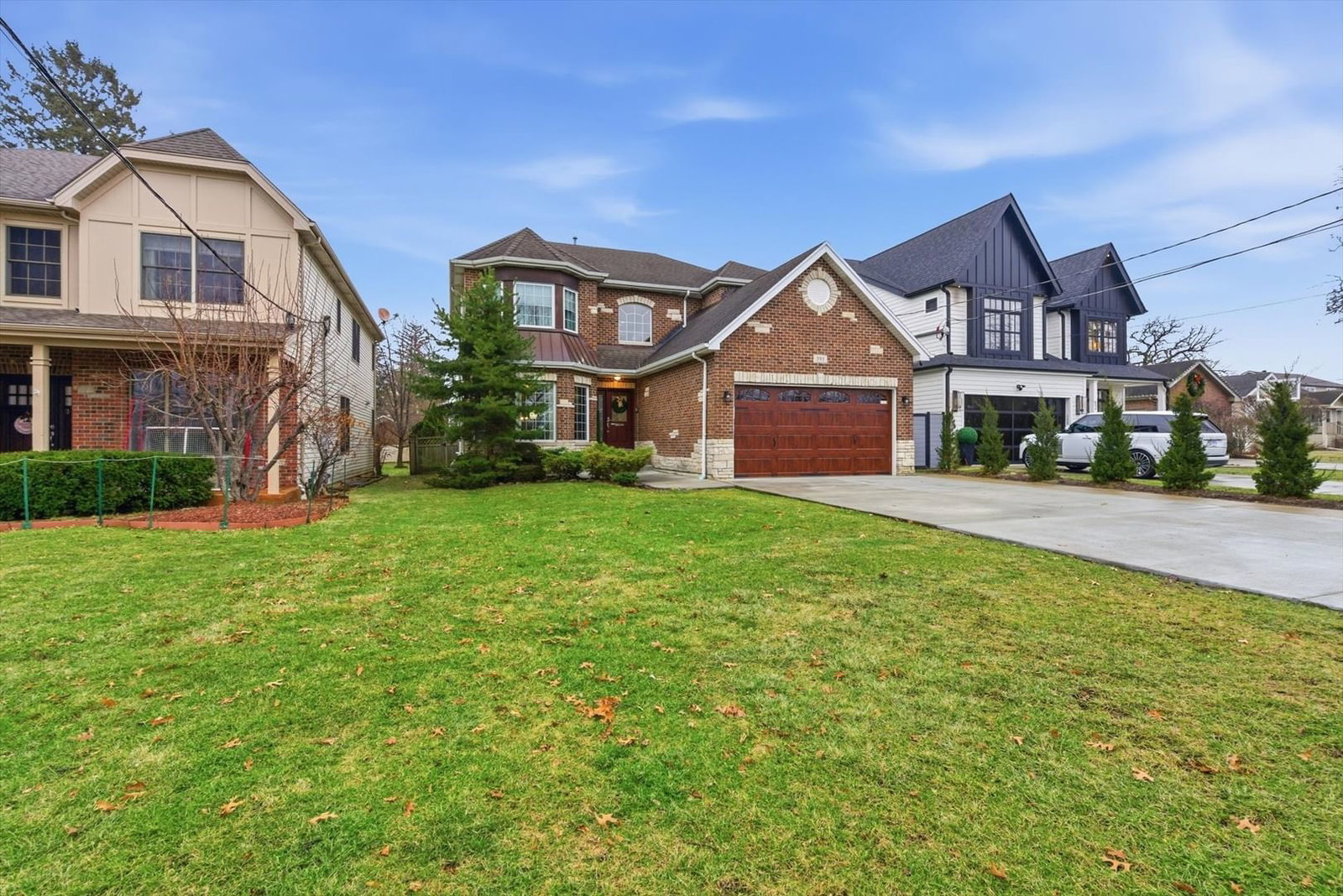 395 S Scott Street, Elmhurst, IL 60126 — exterior view