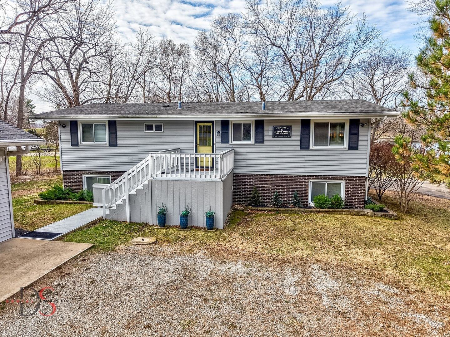 152 Beachview Court, Varna, IL 61375 — exterior view