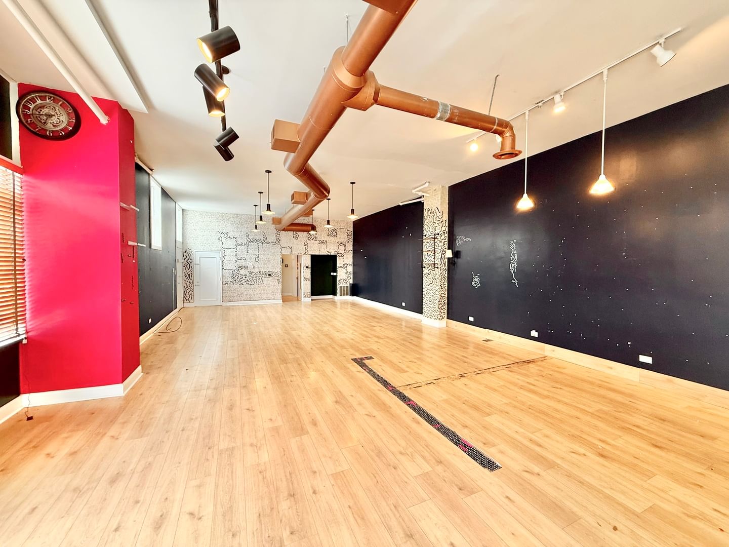 1355 W Chicago Avenue #CS, Chicago, IL 60642 — exterior view