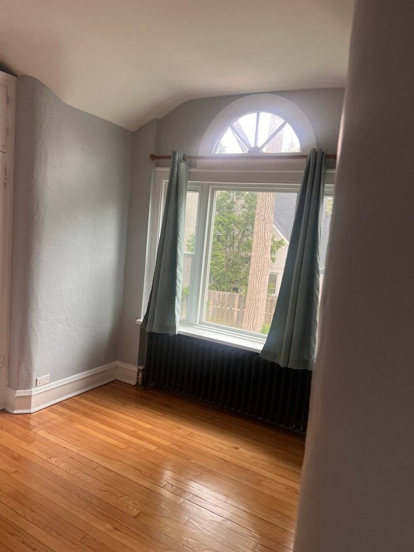 1155 N Saint Johns Avenue #F, Highland Park, IL 60035 — exterior view