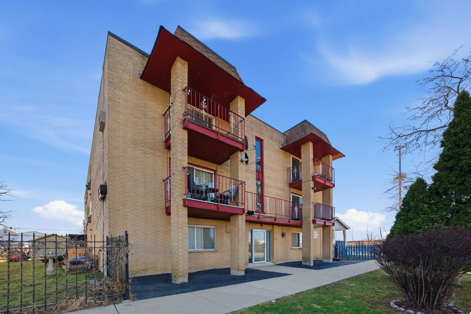 3243 S 49th Avenue #103, Cicero, IL 60804 — exterior view