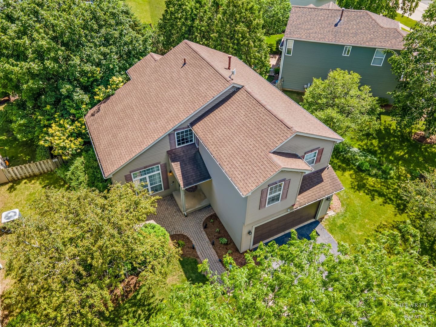 424 Big Cloud Pass, Lake In The Hills, IL 60156 — exterior view
