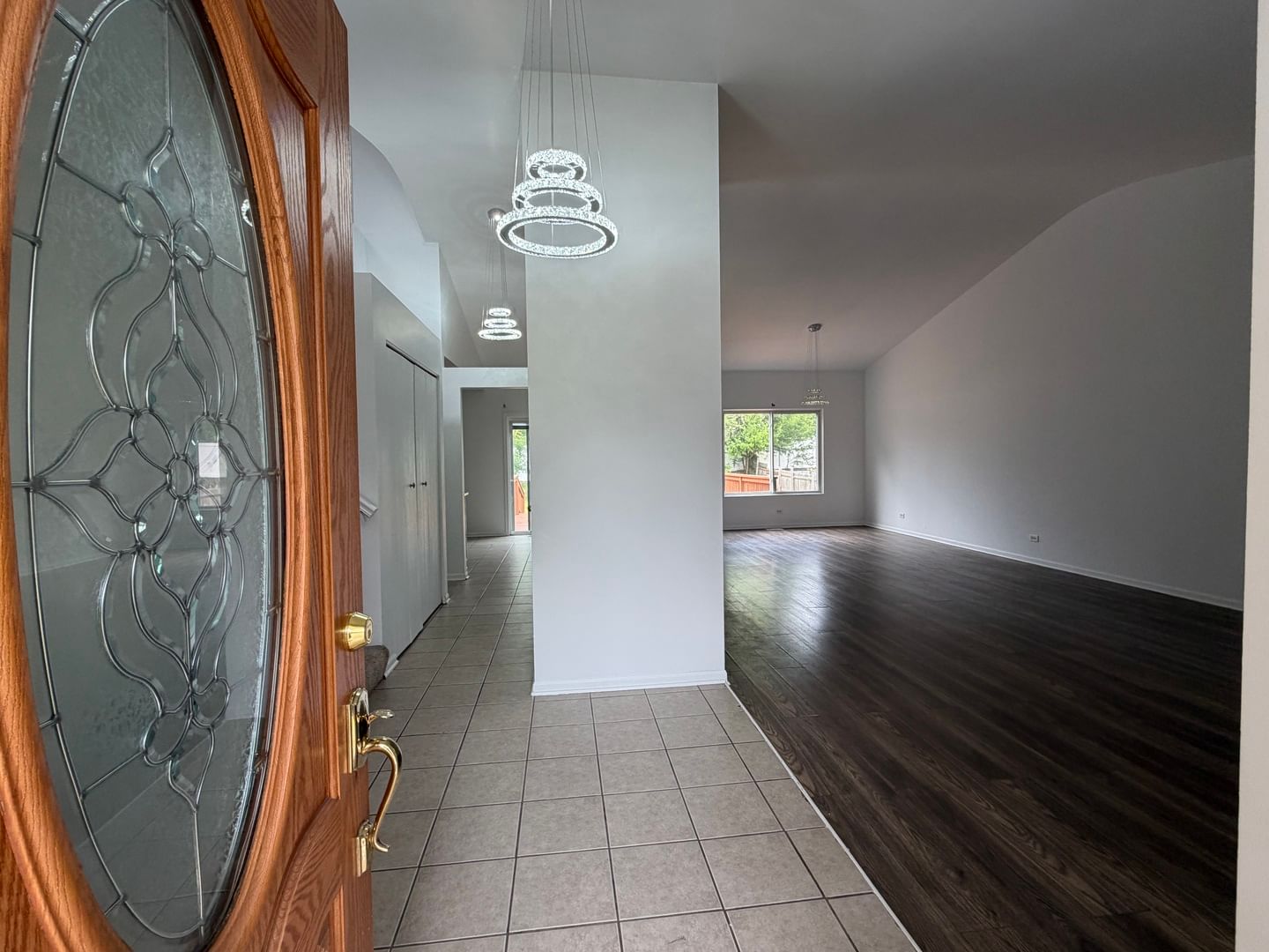 2354 Nantucket Lane, Elgin, IL 60123 — exterior view