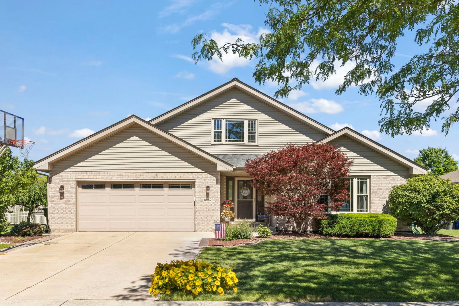 8942 Glenshire Street, Tinley Park, IL 60487 — exterior view
