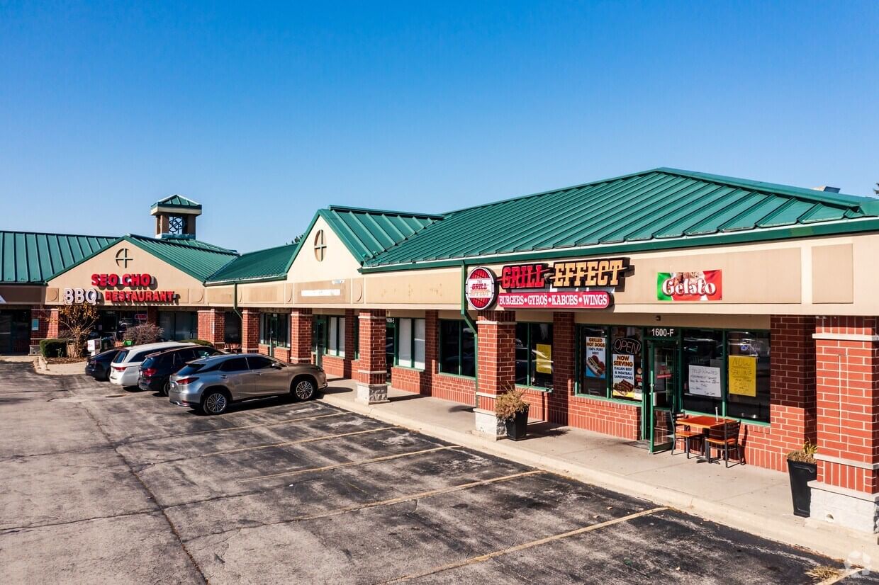 1600 Maple Avenue #D, Lisle, IL 60532 — exterior view