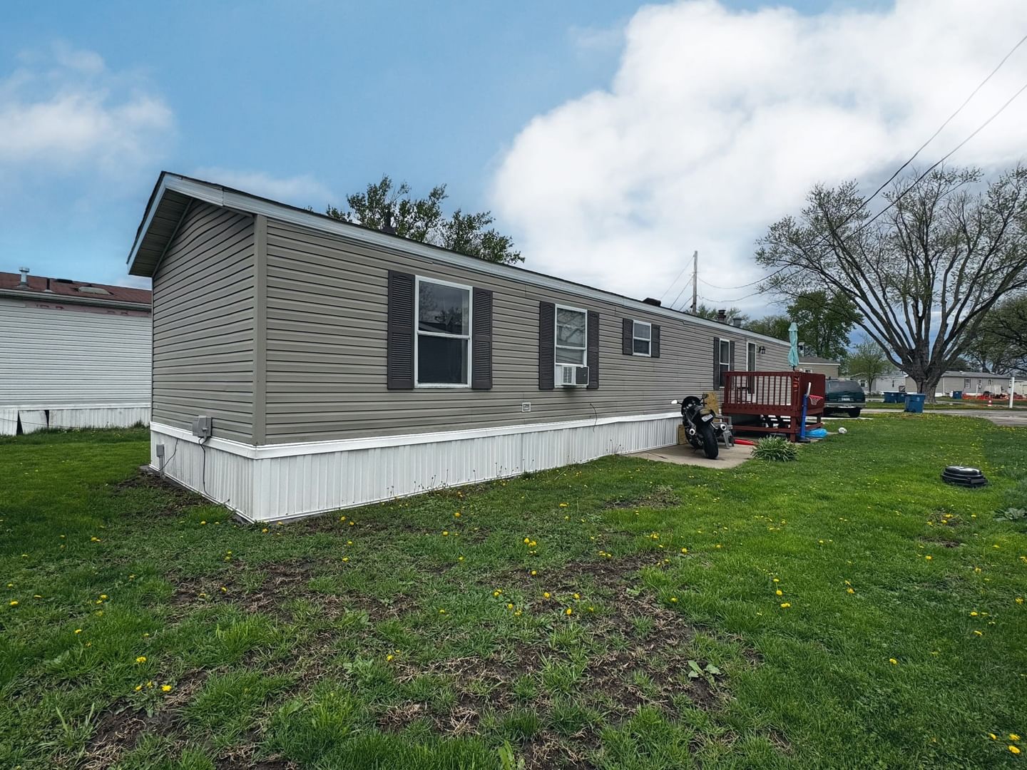 57 Redwood Manor Drive, Pontiac, IL 61764 — exterior view