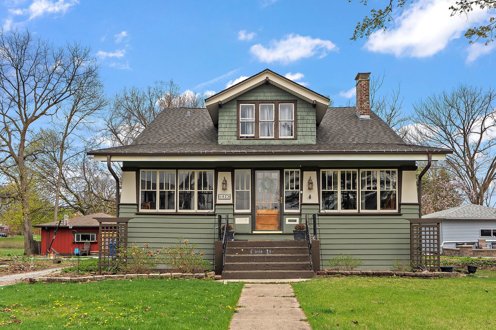 1023 Douglas Avenue, Flossmoor, IL 60422 — exterior view