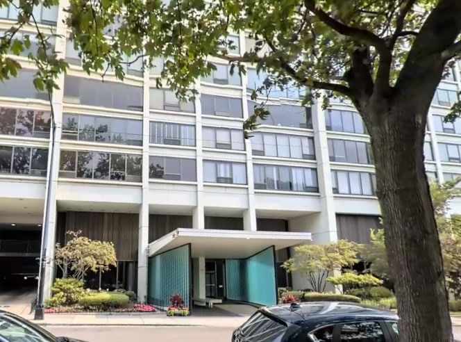 2800 N Lake Shore Drive #2709, Chicago, IL 60657 — exterior view
