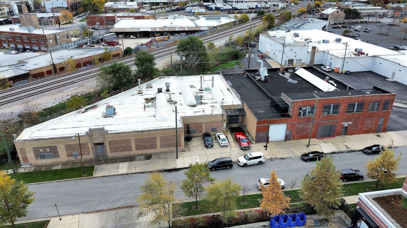 859 N Spaulding Avenue, Chicago, IL 60651 — exterior view