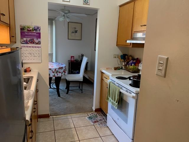 9721 S Keeler Avenue #102, Oak Lawn, IL 60453 — bathrooms view