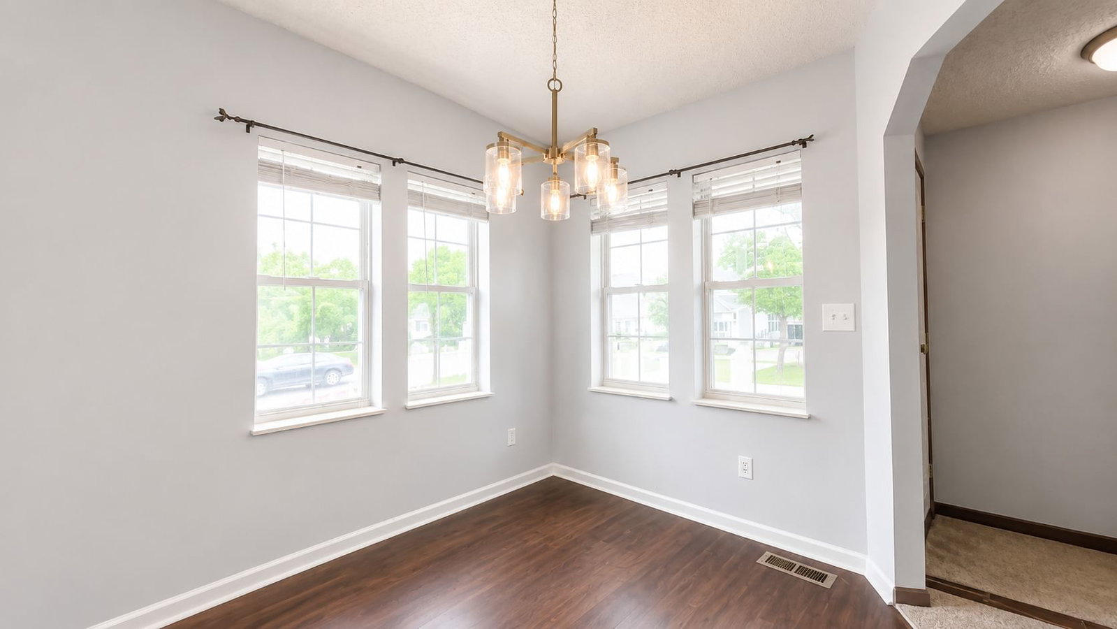 22734 Ravisloe Lane, Frankfort, IL 60423 — kitchen view
