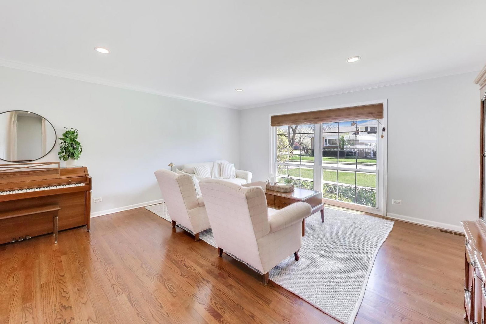 528 Cumnor Court, Deerfield, IL 60015 — kitchen view