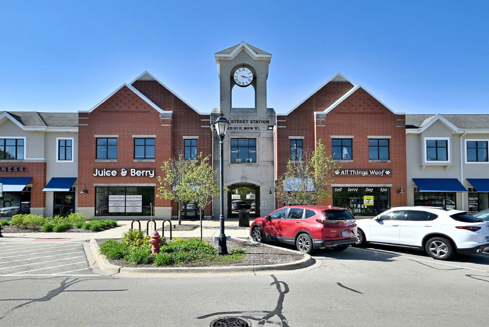 25 E Main Street #202, Roselle, IL 60172 — exterior view