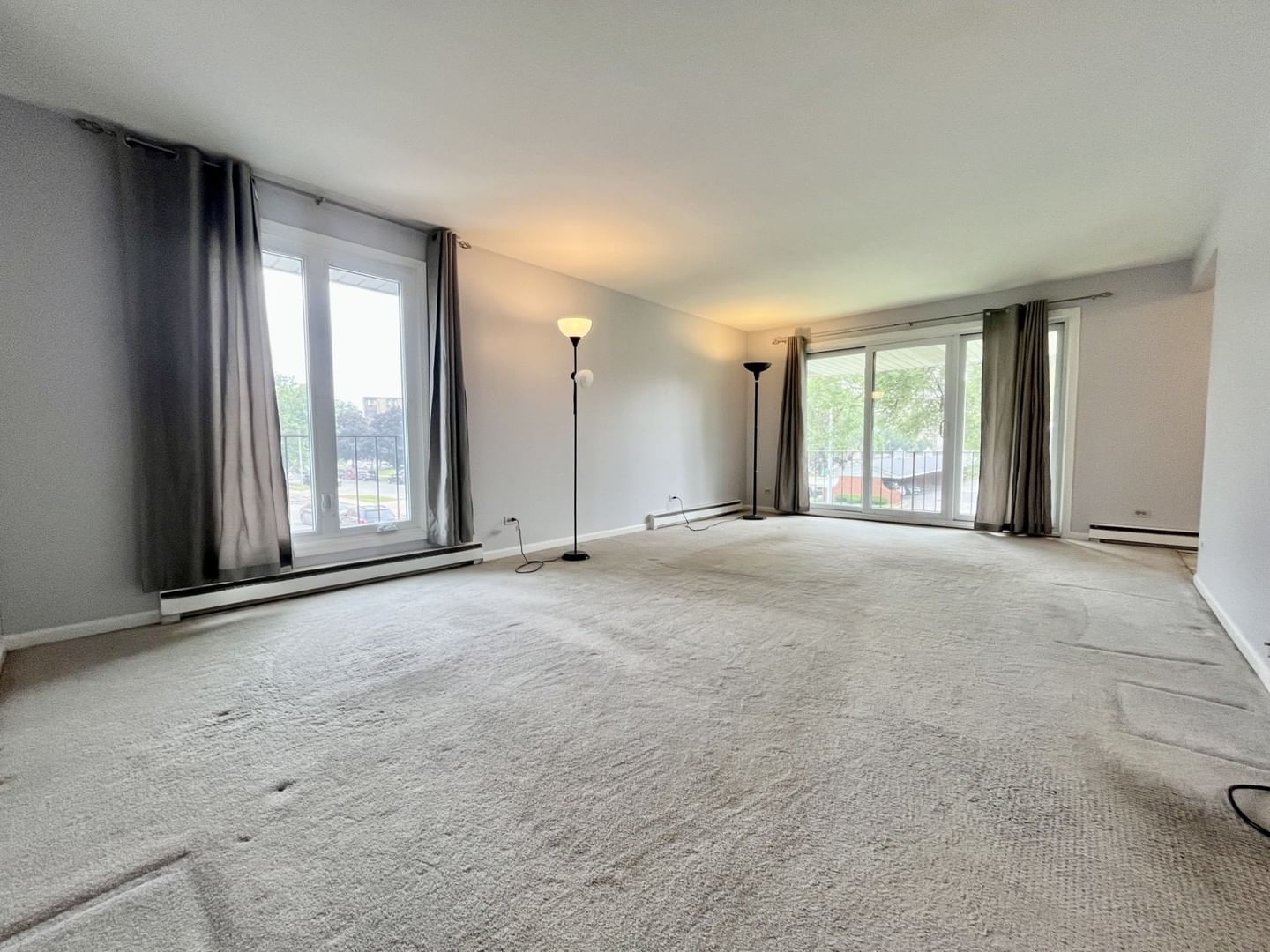 9800 S Karlov Avenue #2D, Oak Lawn, IL 60453 — kitchen view