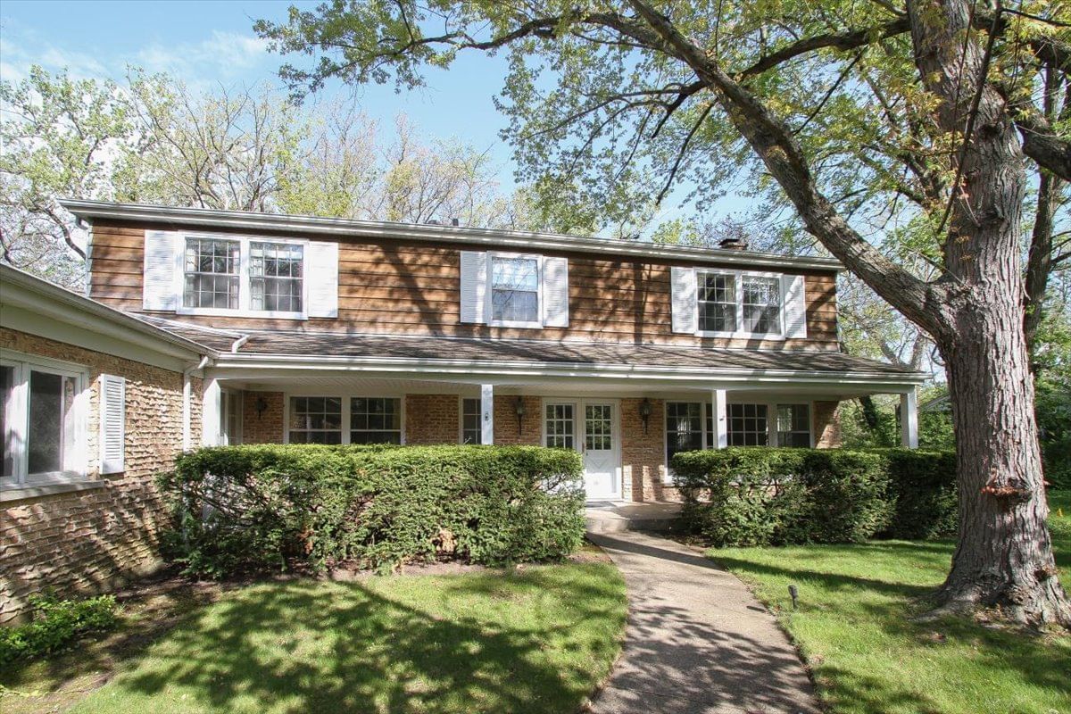 87 Lincolnshire Drive, Lincolnshire, IL 60069 — exterior view