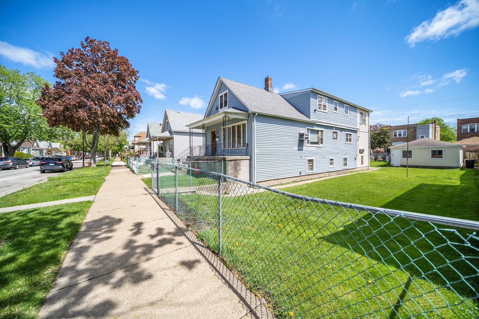 10441 S Avenue H Avenue, Chicago, IL 60617 — exterior view