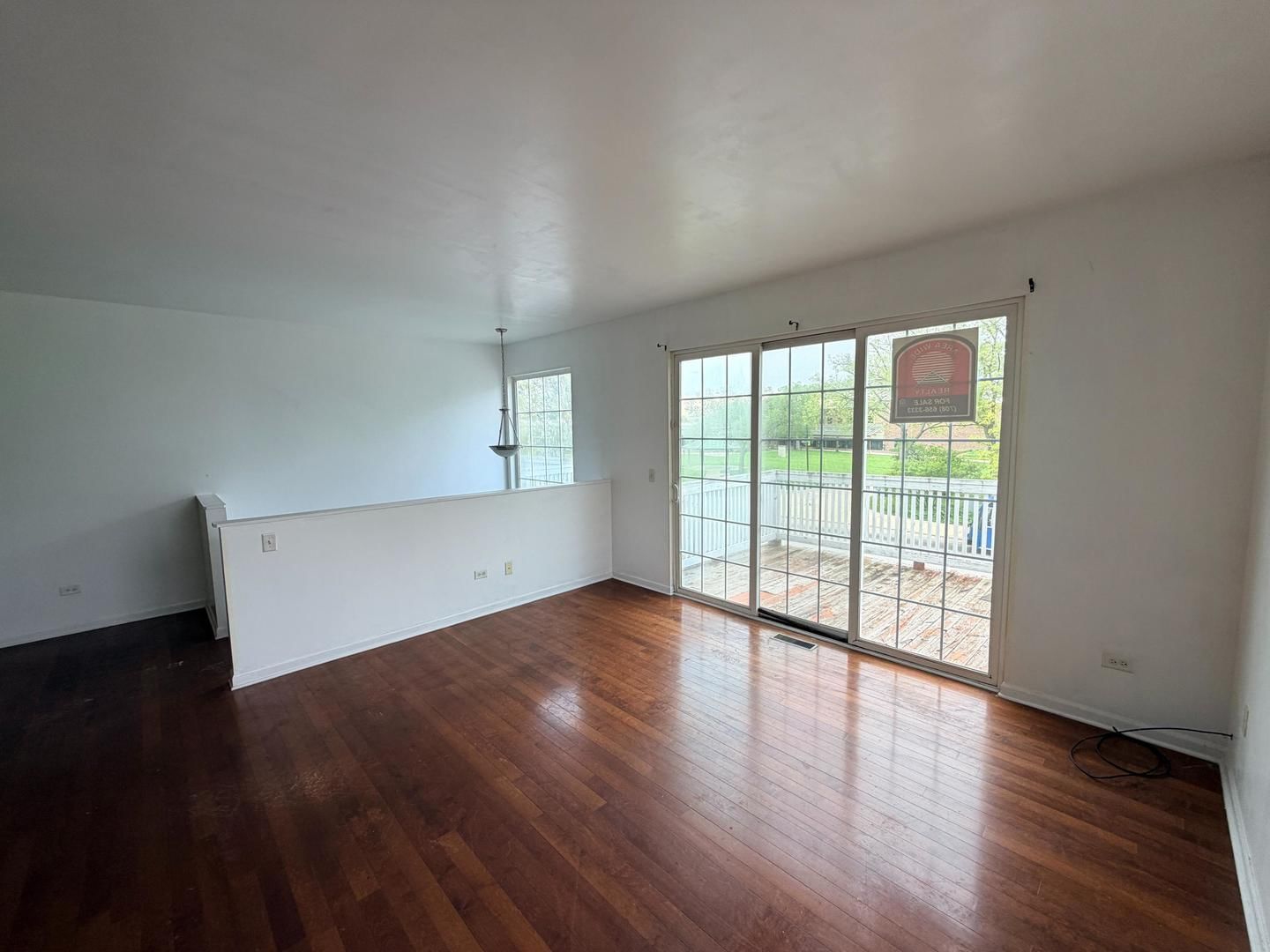 370 Main Street, Park Forest, IL 60466 — exterior view