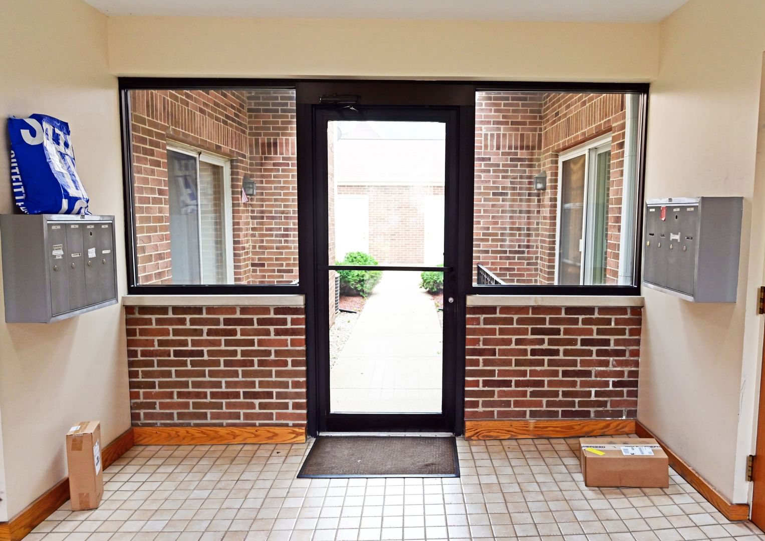 5805 W Eddy Street #1D, Chicago, IL 60634 — exterior view