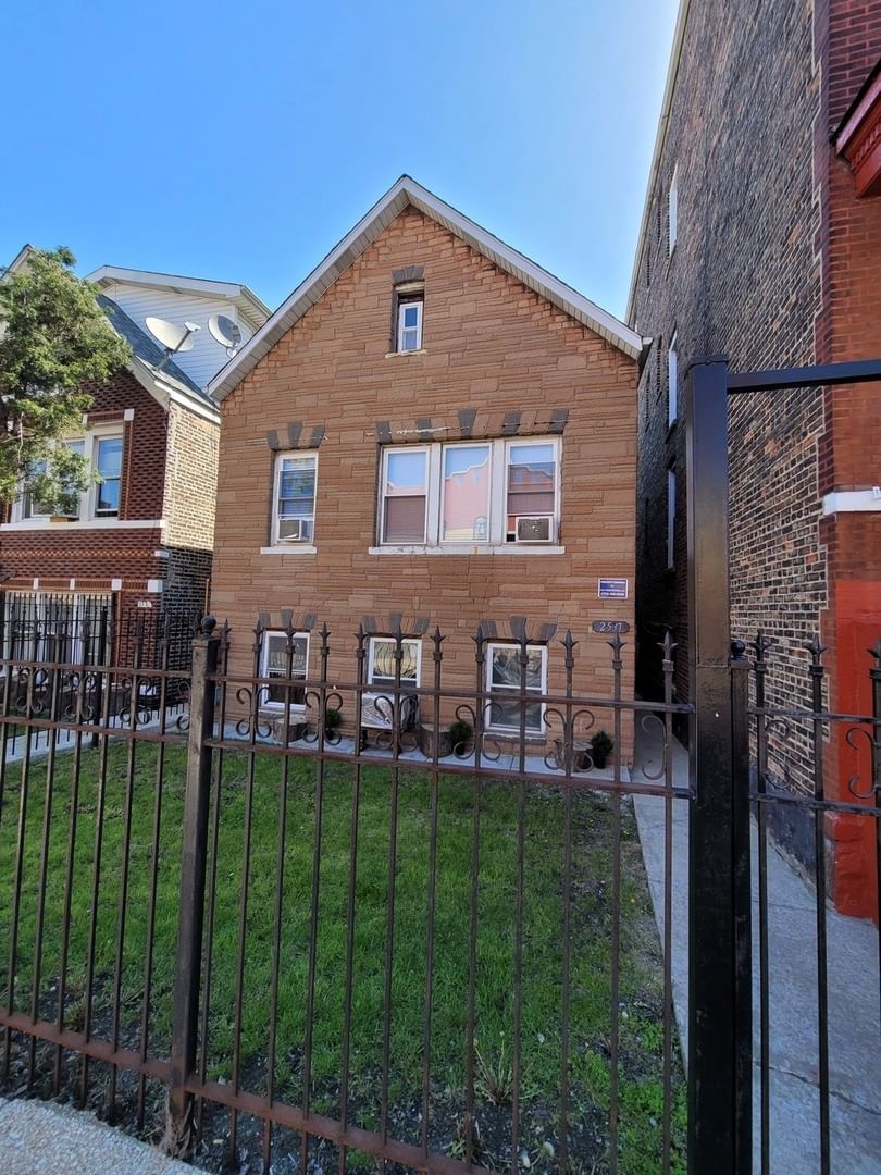 2537 S Kedzie Avenue, Chicago, IL 60623 — exterior view