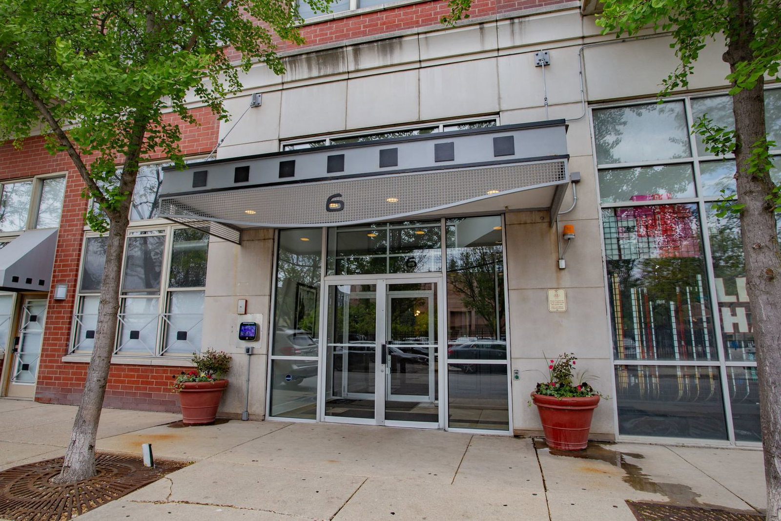 6 S LAFLIN Street #617, Chicago, IL 60607 — exterior view