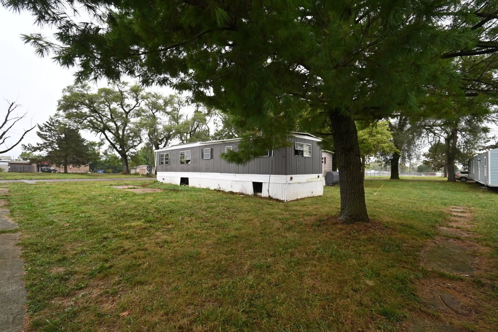 1015 N Main Street, Marion, OH 43302 — living view