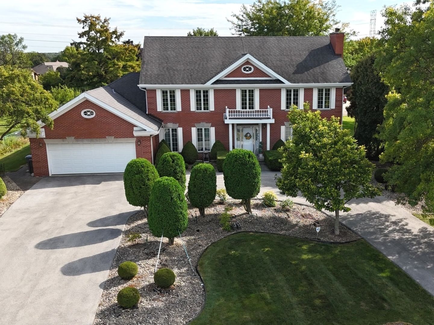 8115 Pluskota Drive, Orland Park, IL 60462 — exterior view