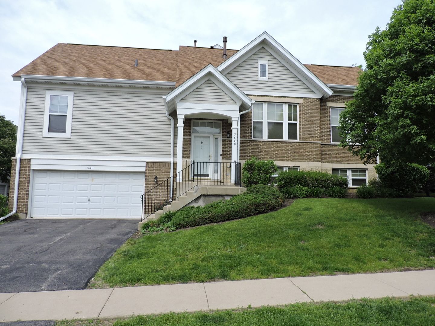 5640 Cambridge Way, Hanover Park, IL 60133 — exterior view