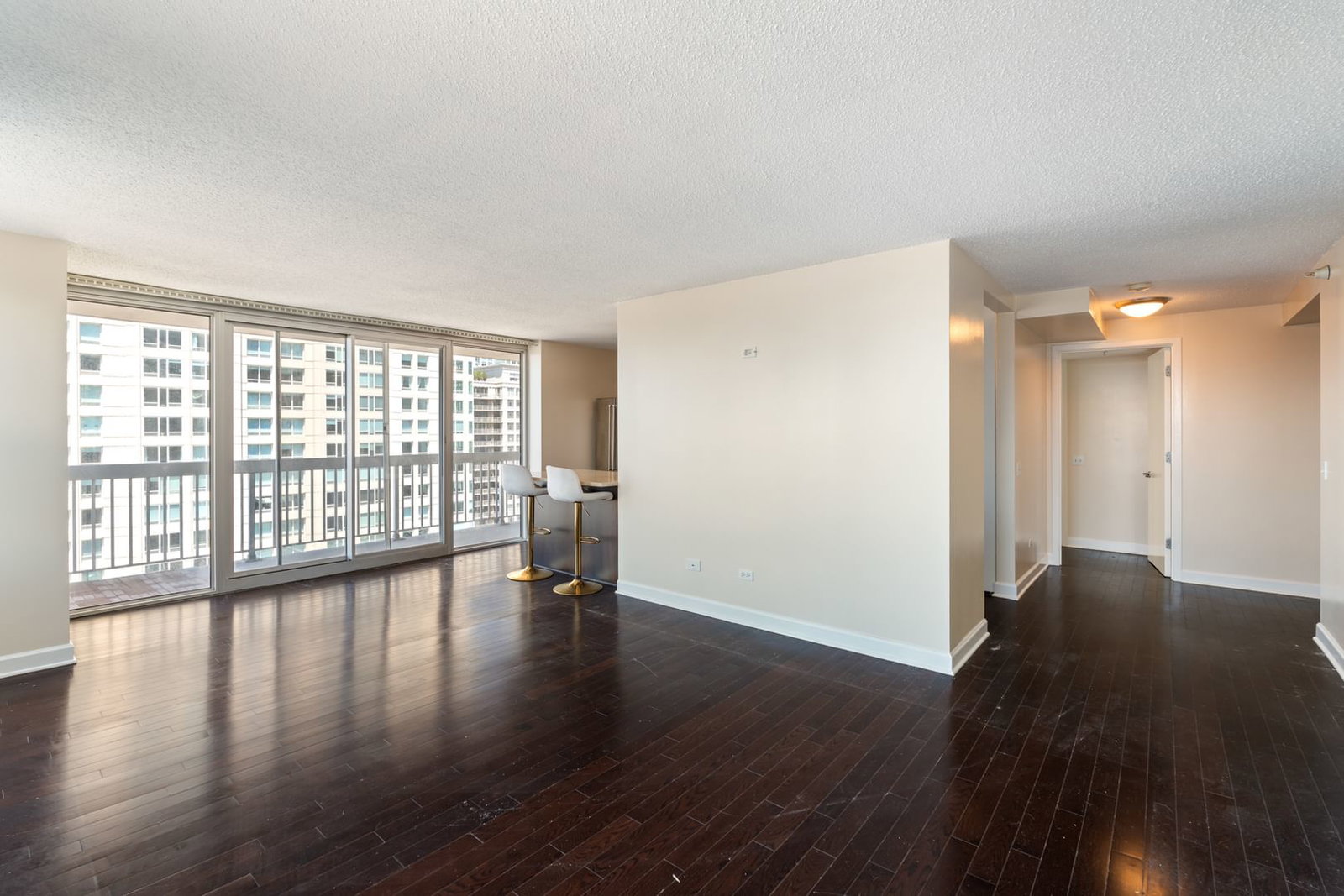 545 N Dearborn Street #2301, Chicago, IL 60654 — exterior view