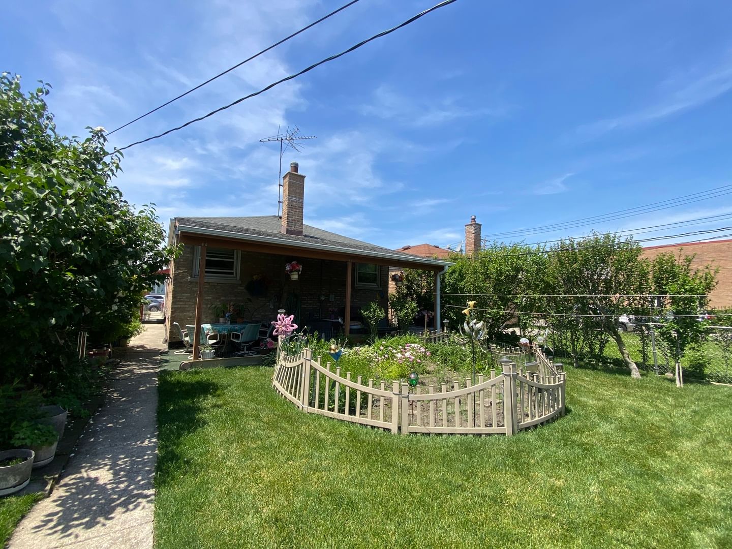 5403 S Lotus Avenue, Chicago, IL 60638 — bedrooms view